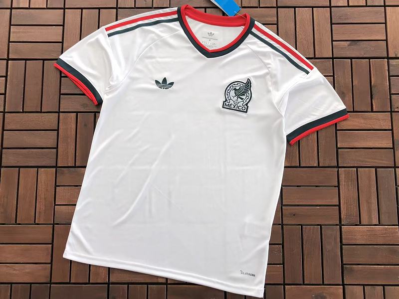 Football T-shirt · 5