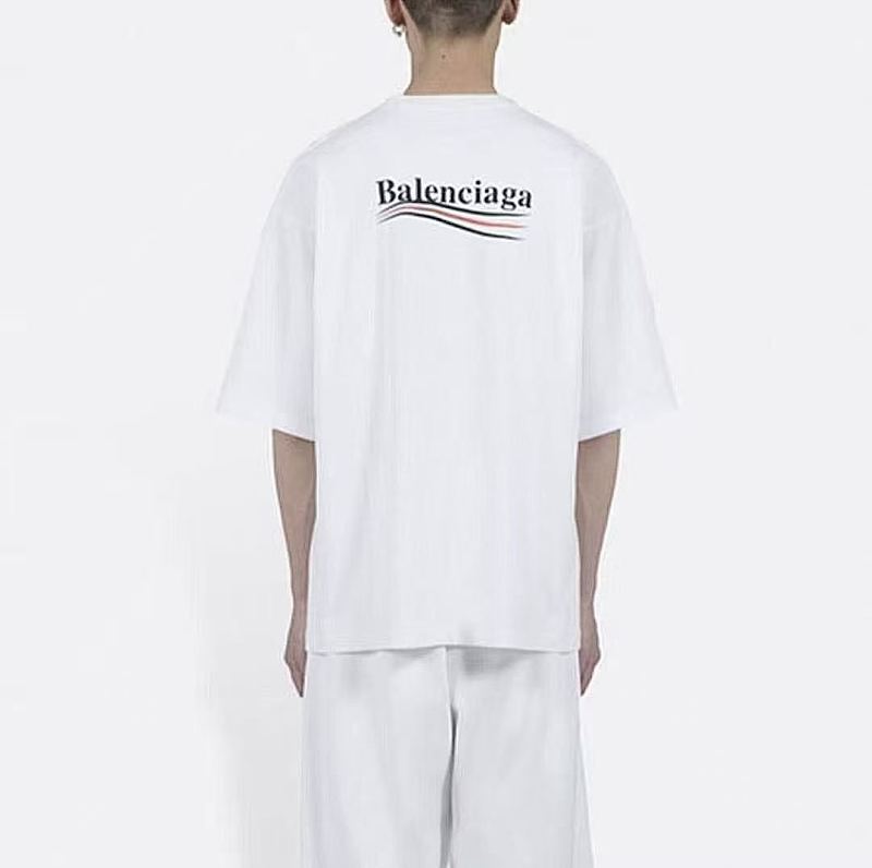 B L Ia A T-shirt · 5