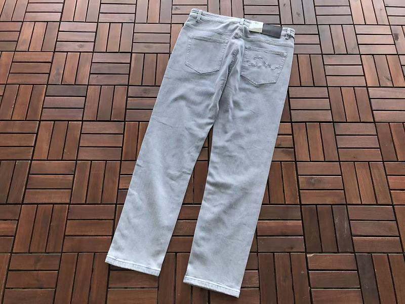 D O Jeans · 4
