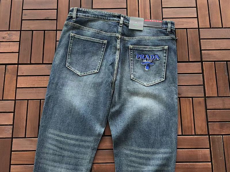 P A A Jeans · 5