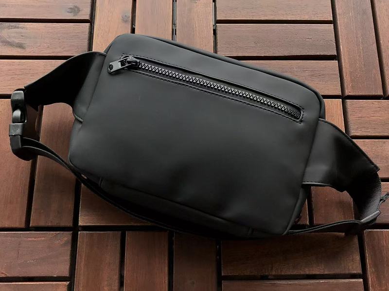 Essentials Bag 11