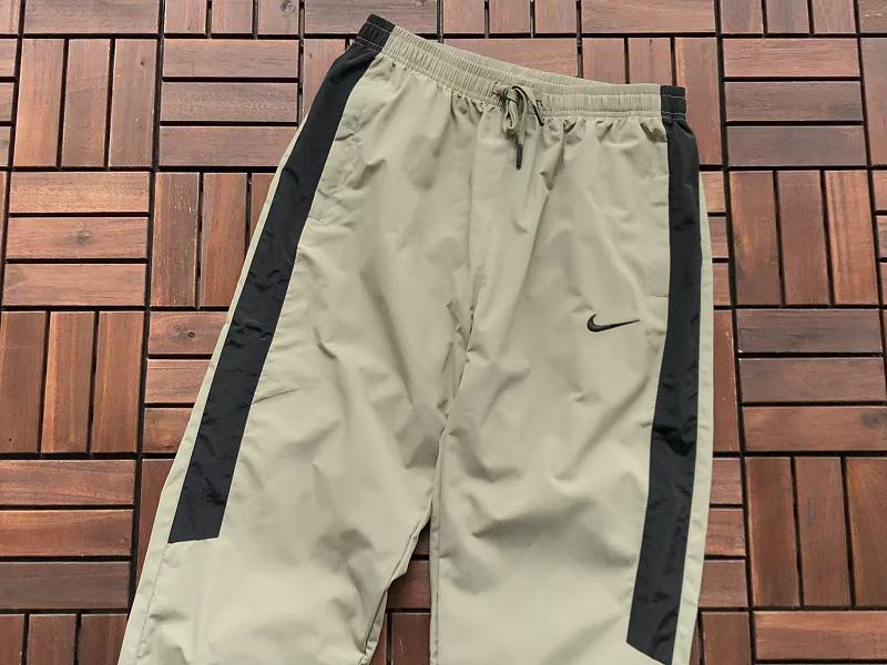 Nike Trousers 7