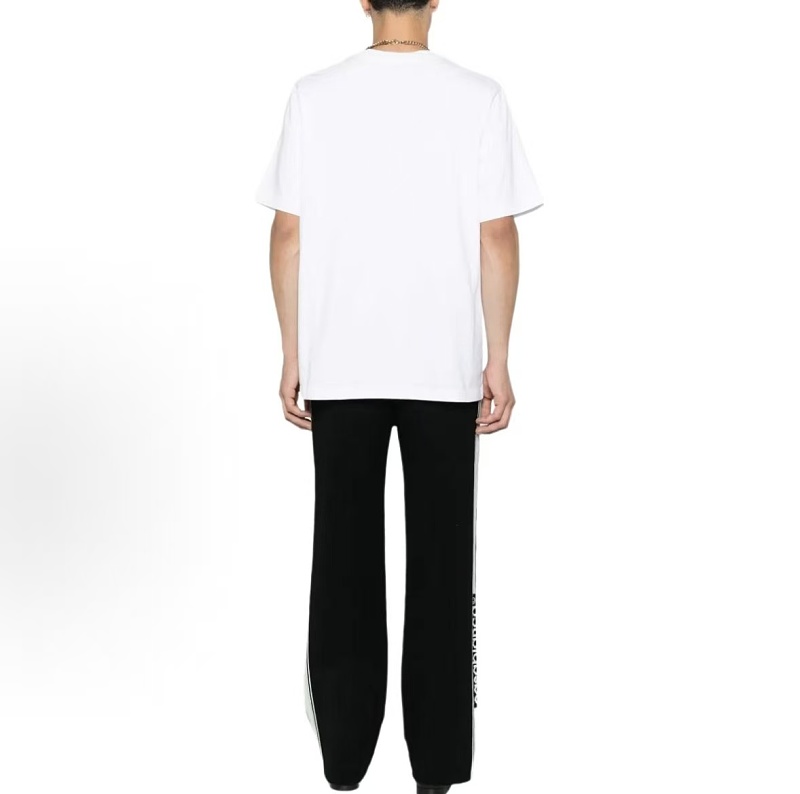C S Bl C T-shirt · 3