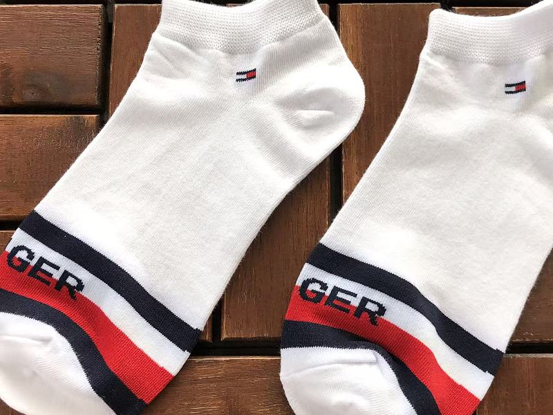 T H R Socks 6