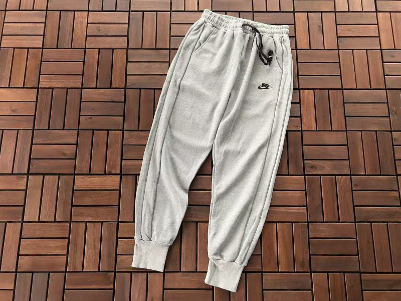 Nike Trousers 8