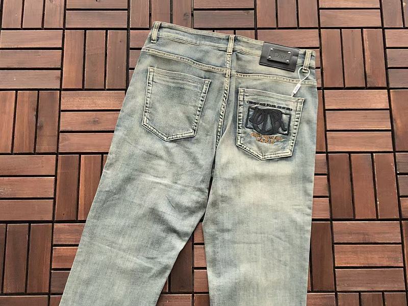 D O Jeans · 5
