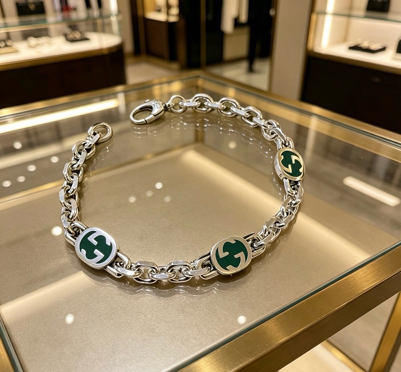 G C I Jewelry · 5