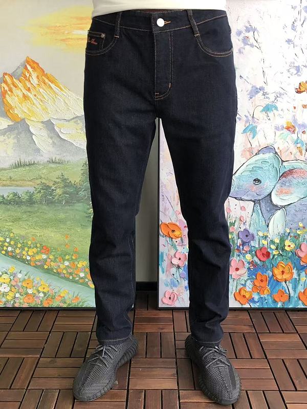 L O P A A Jeans · 3