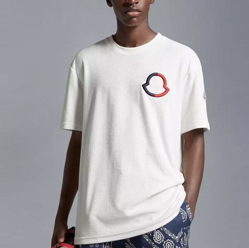 M R T-shirt · 2