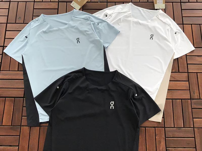 On Ru I G T-shirt 7