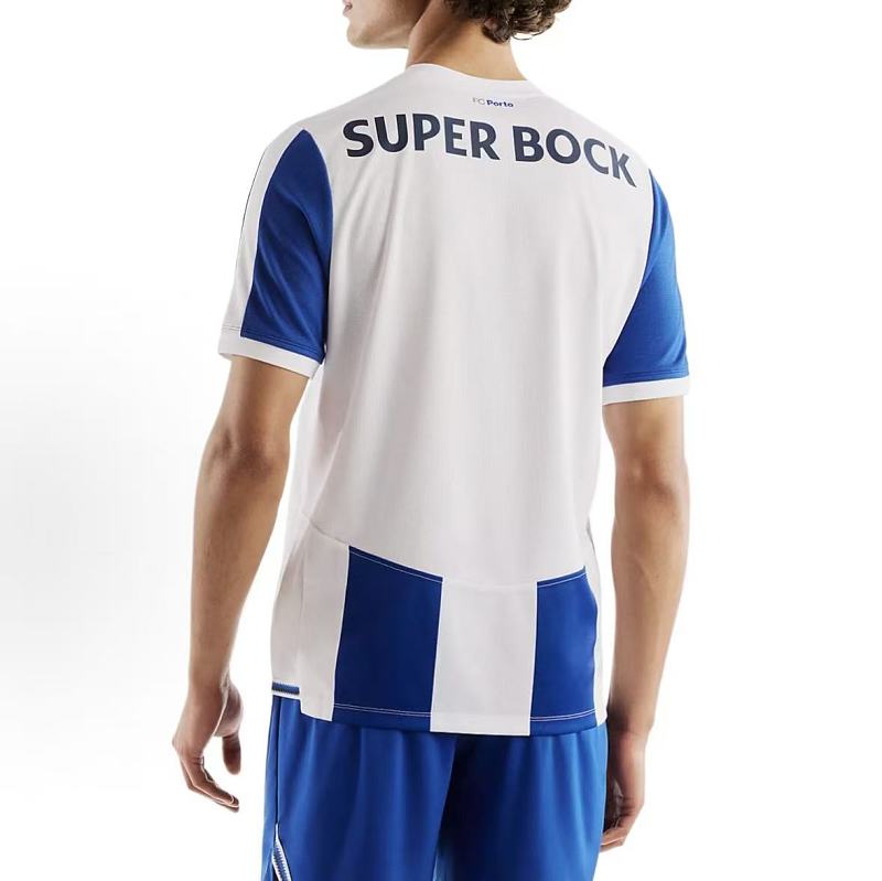 Football T-shirt · 3