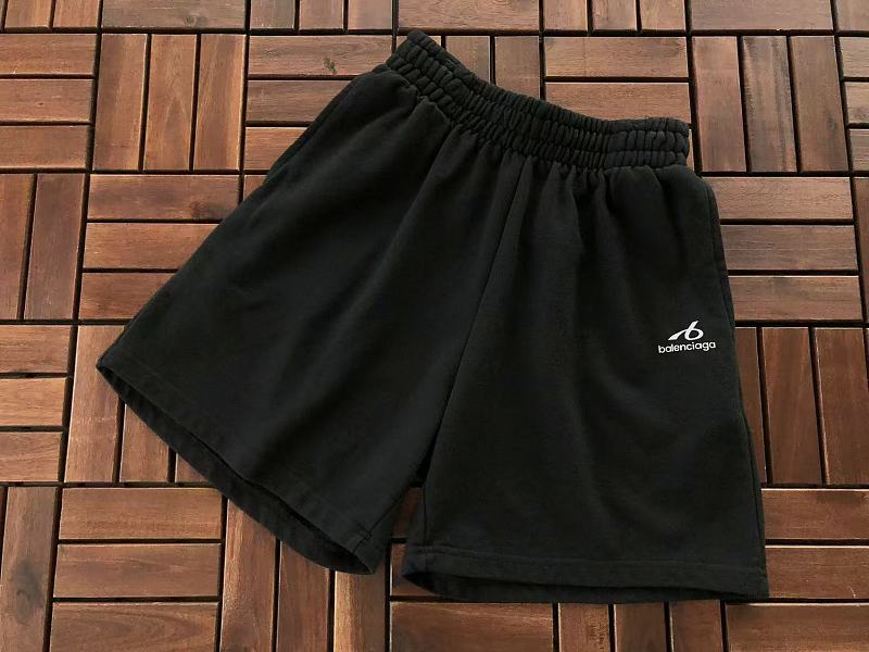 B L Ia A Shorts · 6