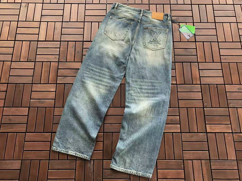 L Jeans · 6