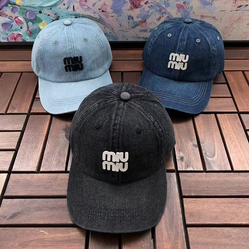M U M U Cap · 2