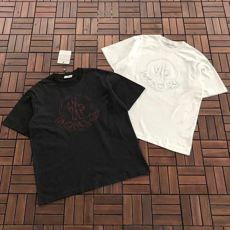 M R T-shirt · 5