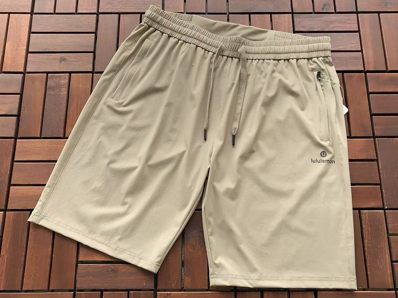 L Ul M N Shorts 9