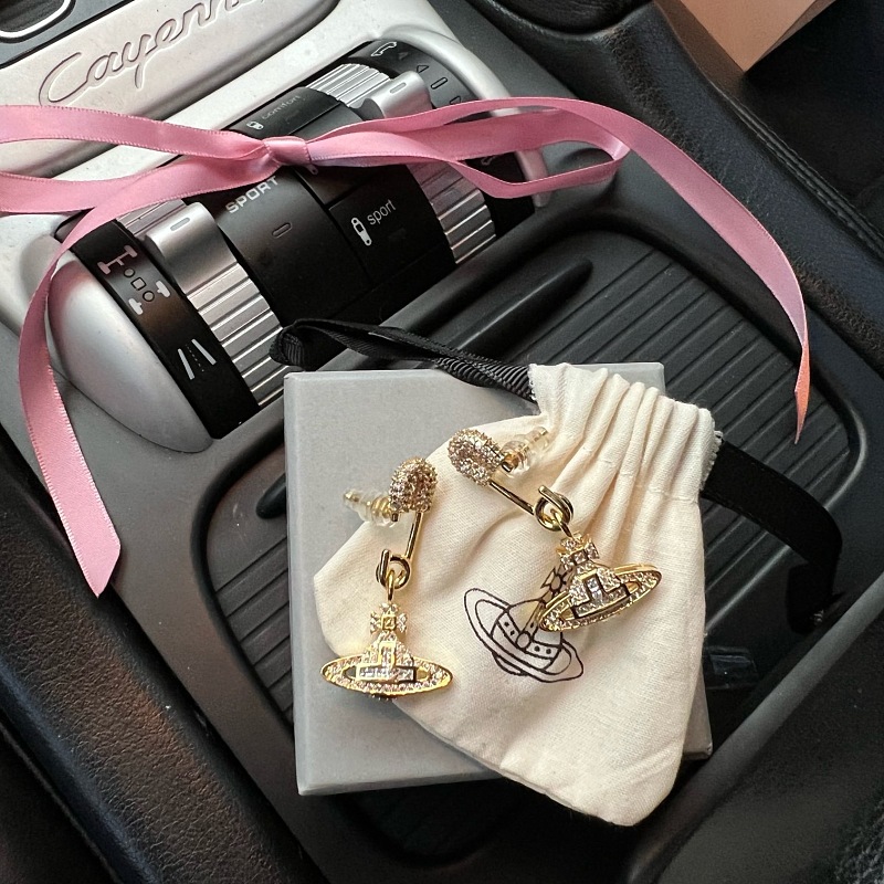 Vivienne Westwood Jewelry 3