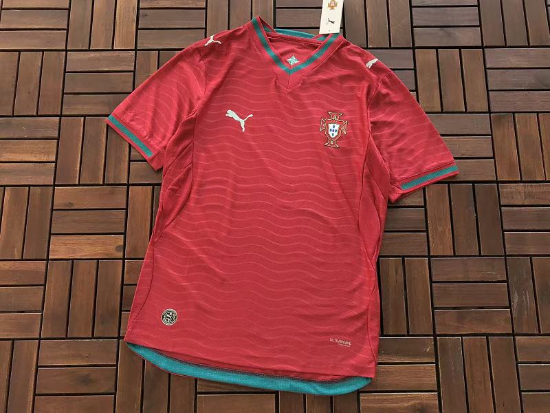 Football T-shirt · 5