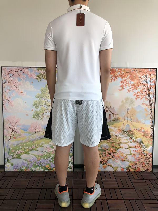 L O P A A T-shirt · 4