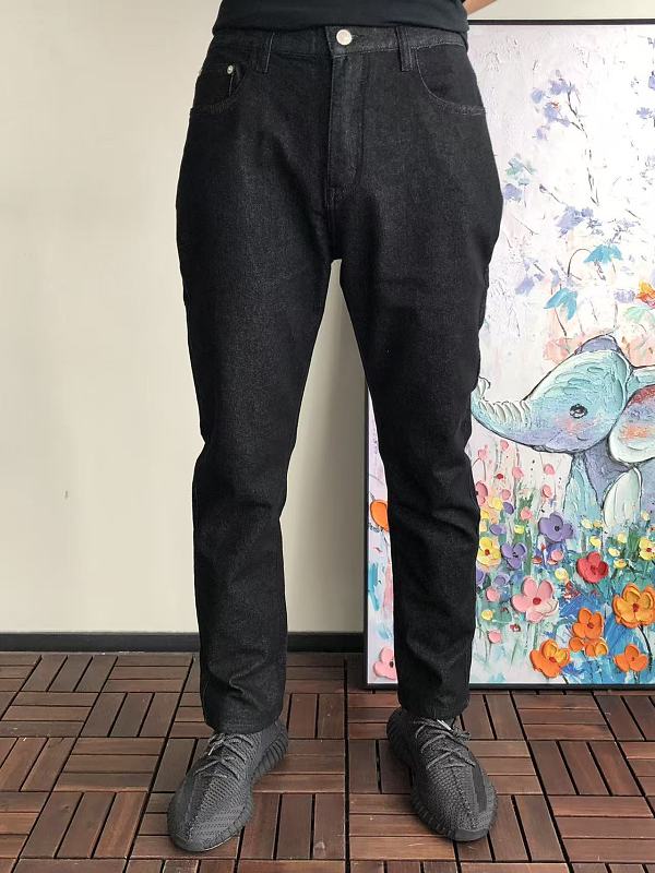 Br N L O C Ci L I Jeans · 3