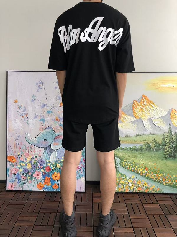 P M A G S T-shirt · 4