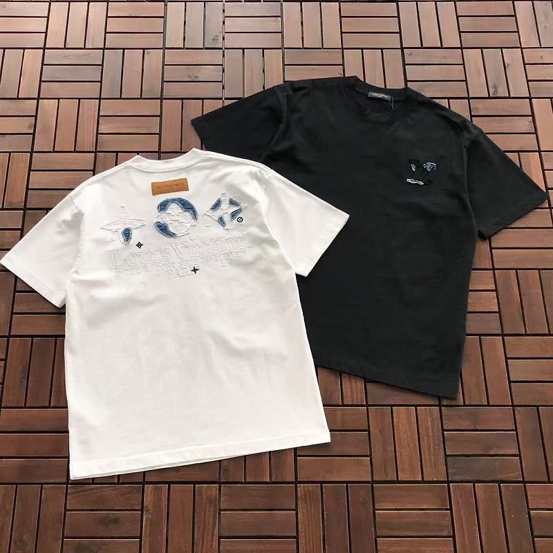 L T-shirt · 5