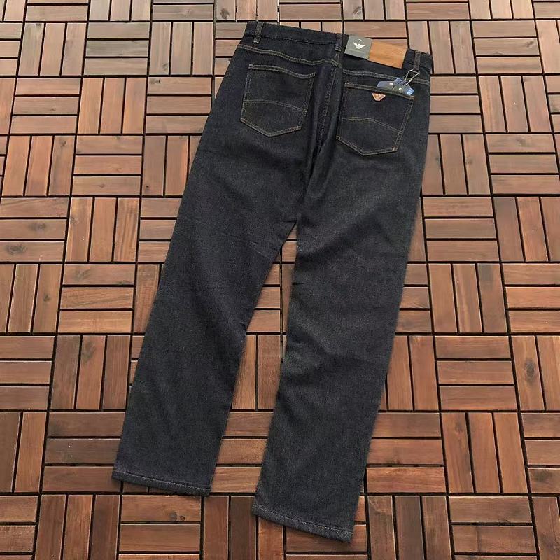 E P R A M N Jeans · 5