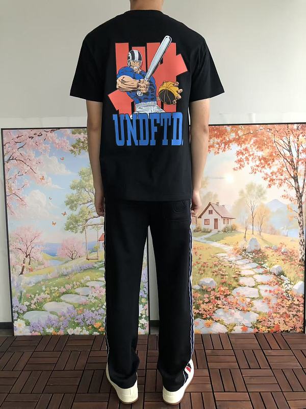 Undefeated T-shirt · 4