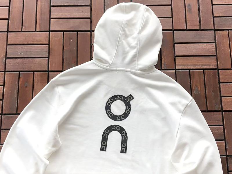 On Ru I G Hoodie 7
