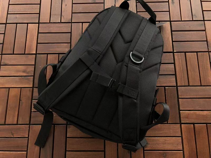 Y & Di As Bag 12