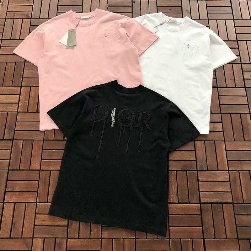 D O T-shirt · 5