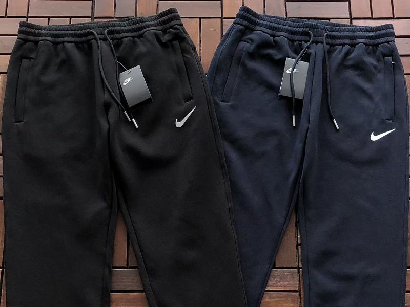 Nike Trousers 7