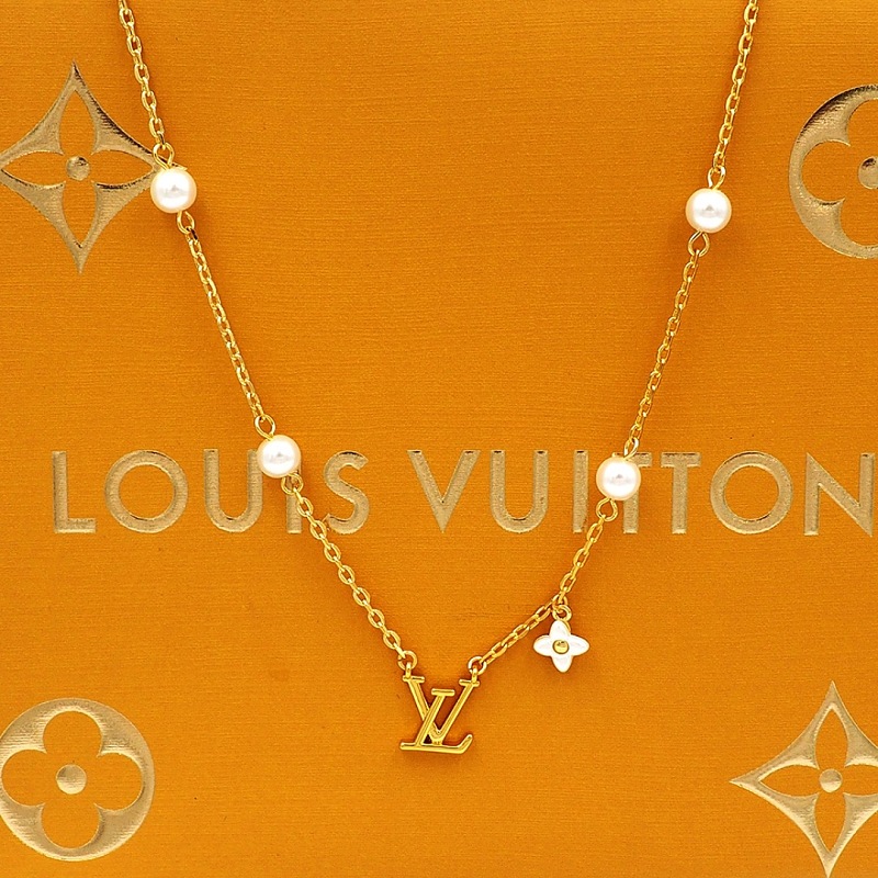 L Jewelry · 3