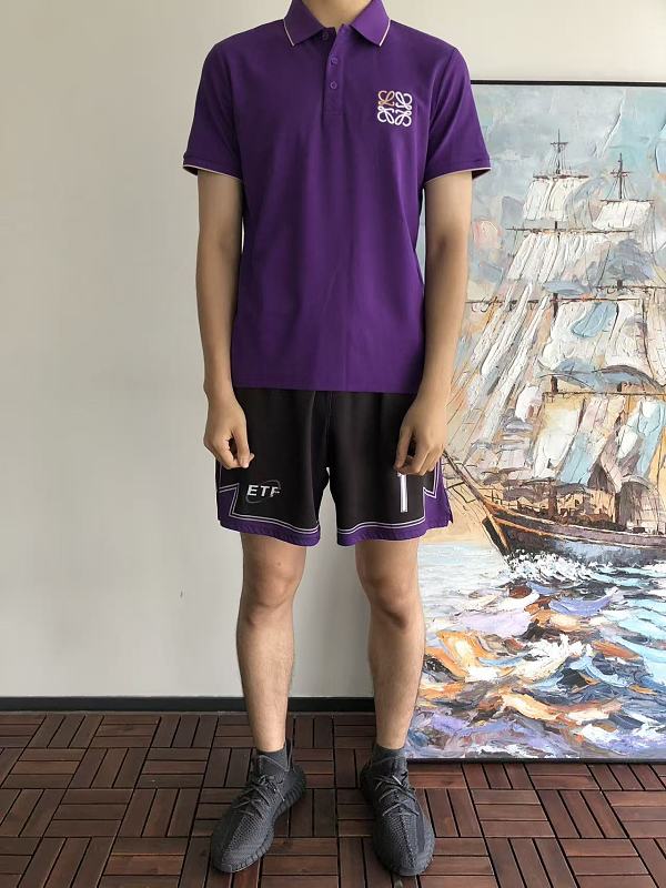 L E T-shirt · 4