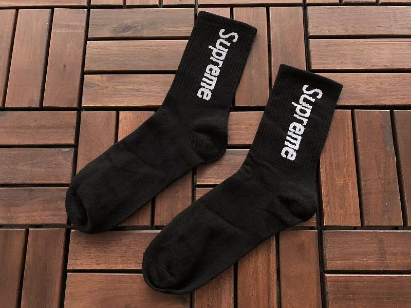 S P E E Socks · 4