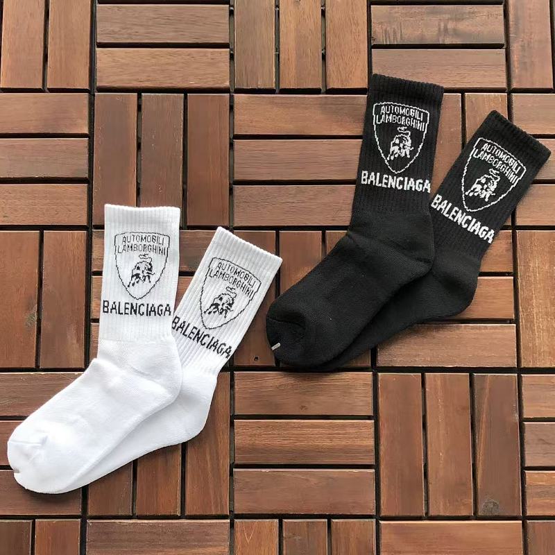 B L Ia A Socks 2