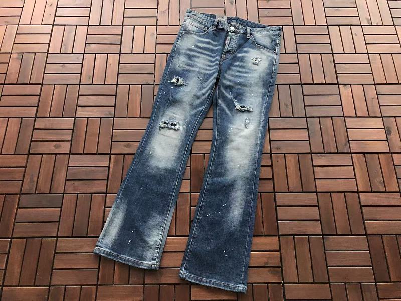 D Q R D2 Jeans · 4
