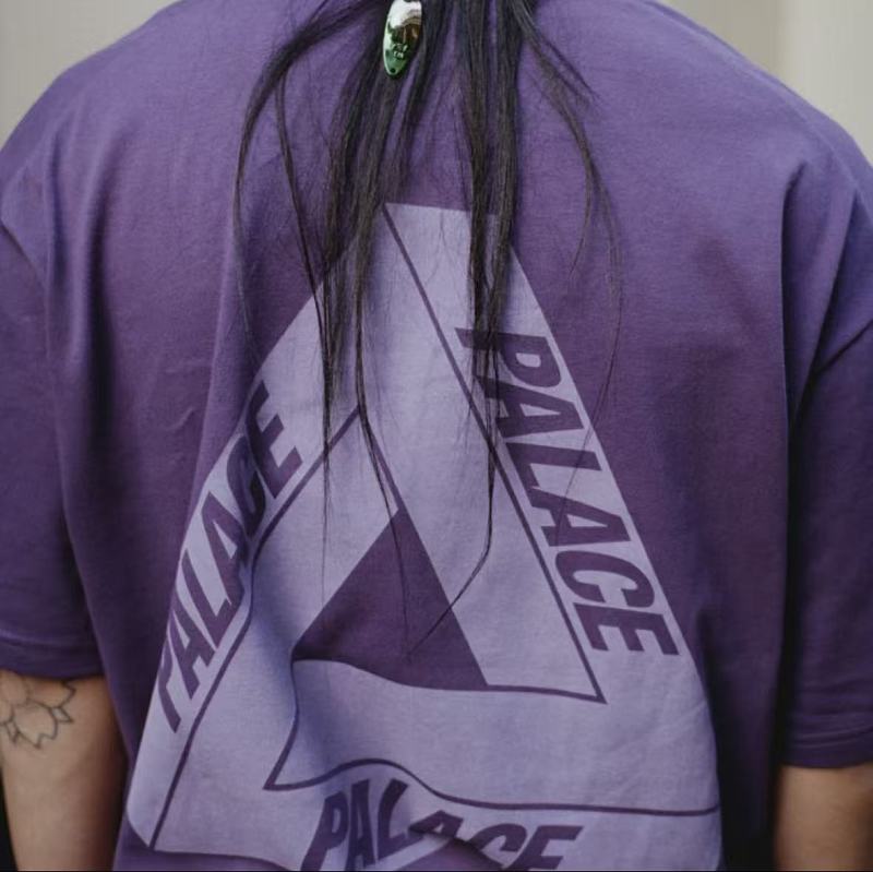 P La E & T N F T-shirt · 3