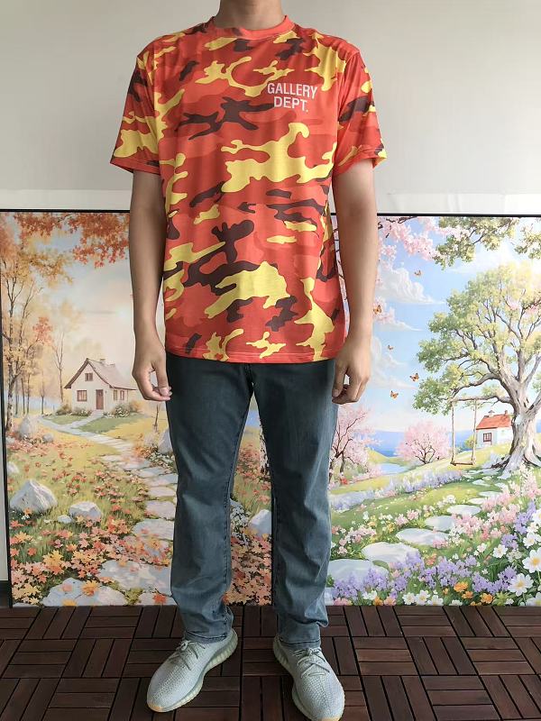 Gallery Dept T-shirt · 3