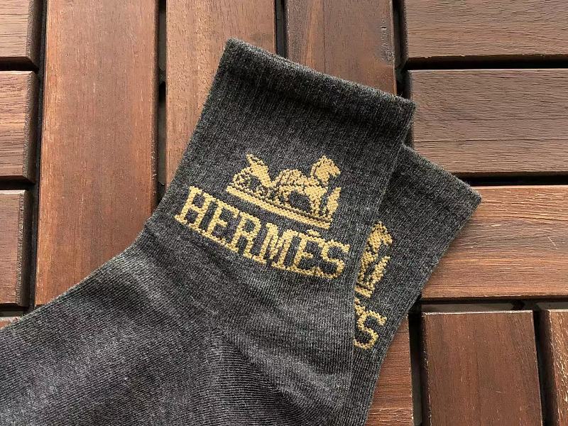 H R E Socks 9