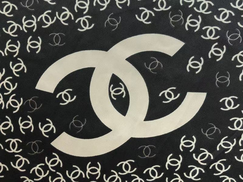 C A E Scarf · 6