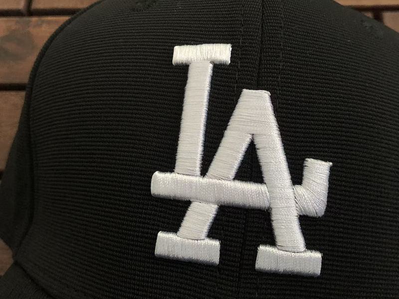 Mlb & N W E A Cap · 6