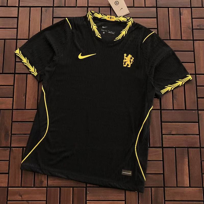 Football T-shirt · 4