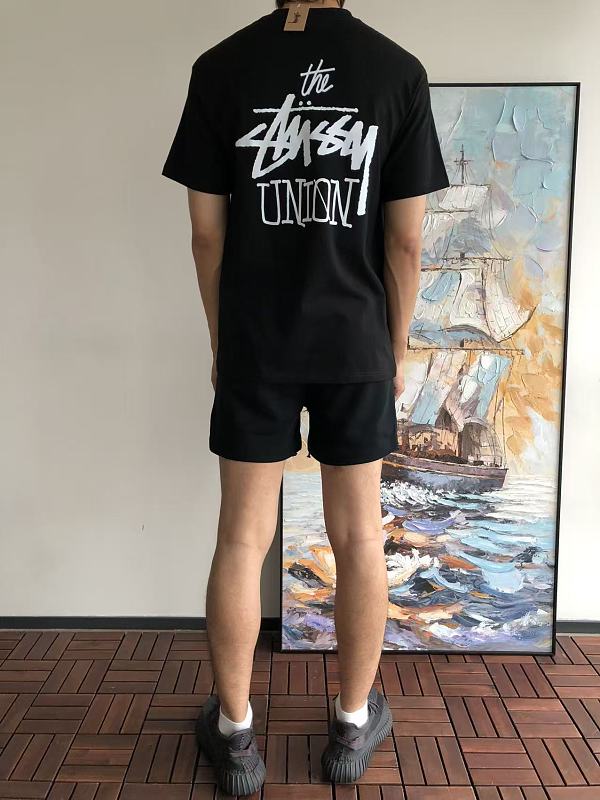St S Y T-shirt · 4
