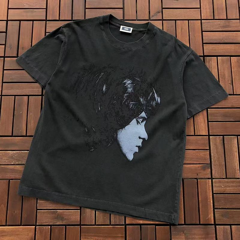 K T T-shirt · 5
