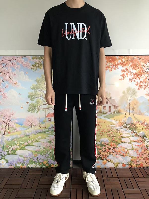 Undefeated T-shirt · 3