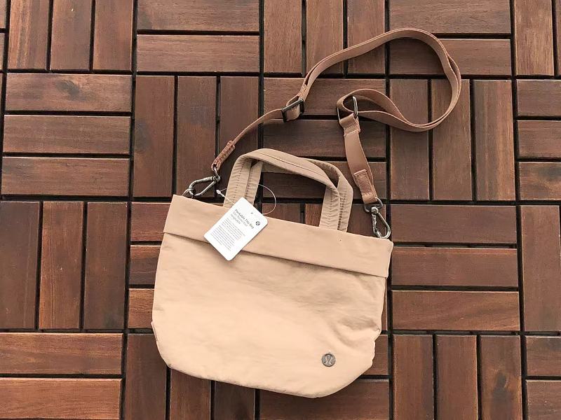 L Ul M N Bag 12