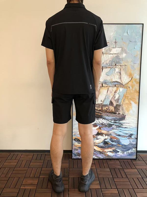On Ru I G T-shirt · 4