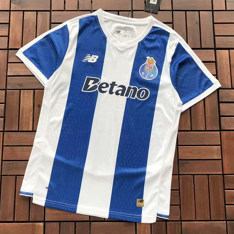 Football T-shirt · 6