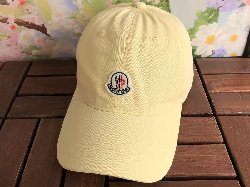 M R Cap 11